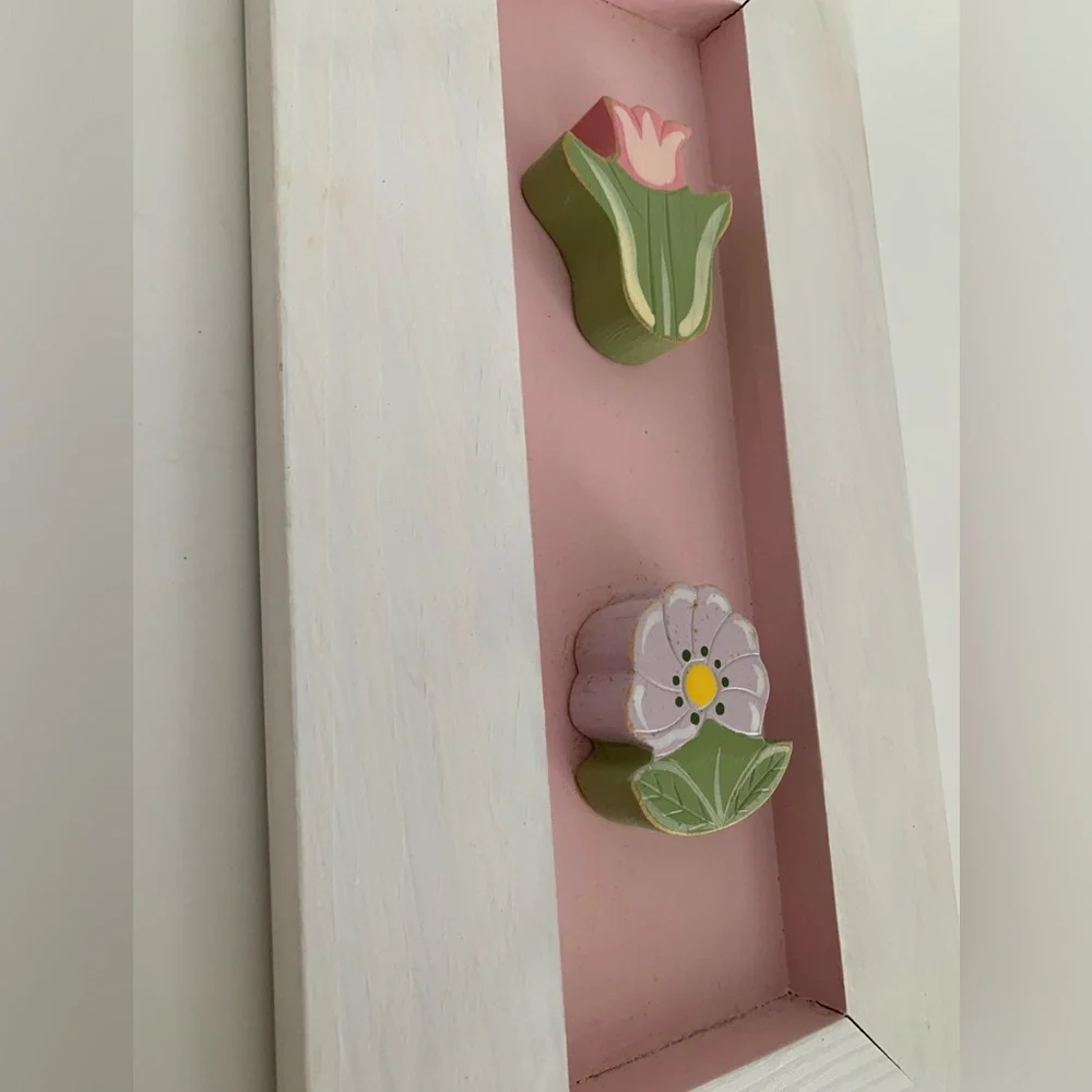 NWT Vintage Flowers Wall Art 2001 Wooden Hanging Picture Pink White Cottagecore